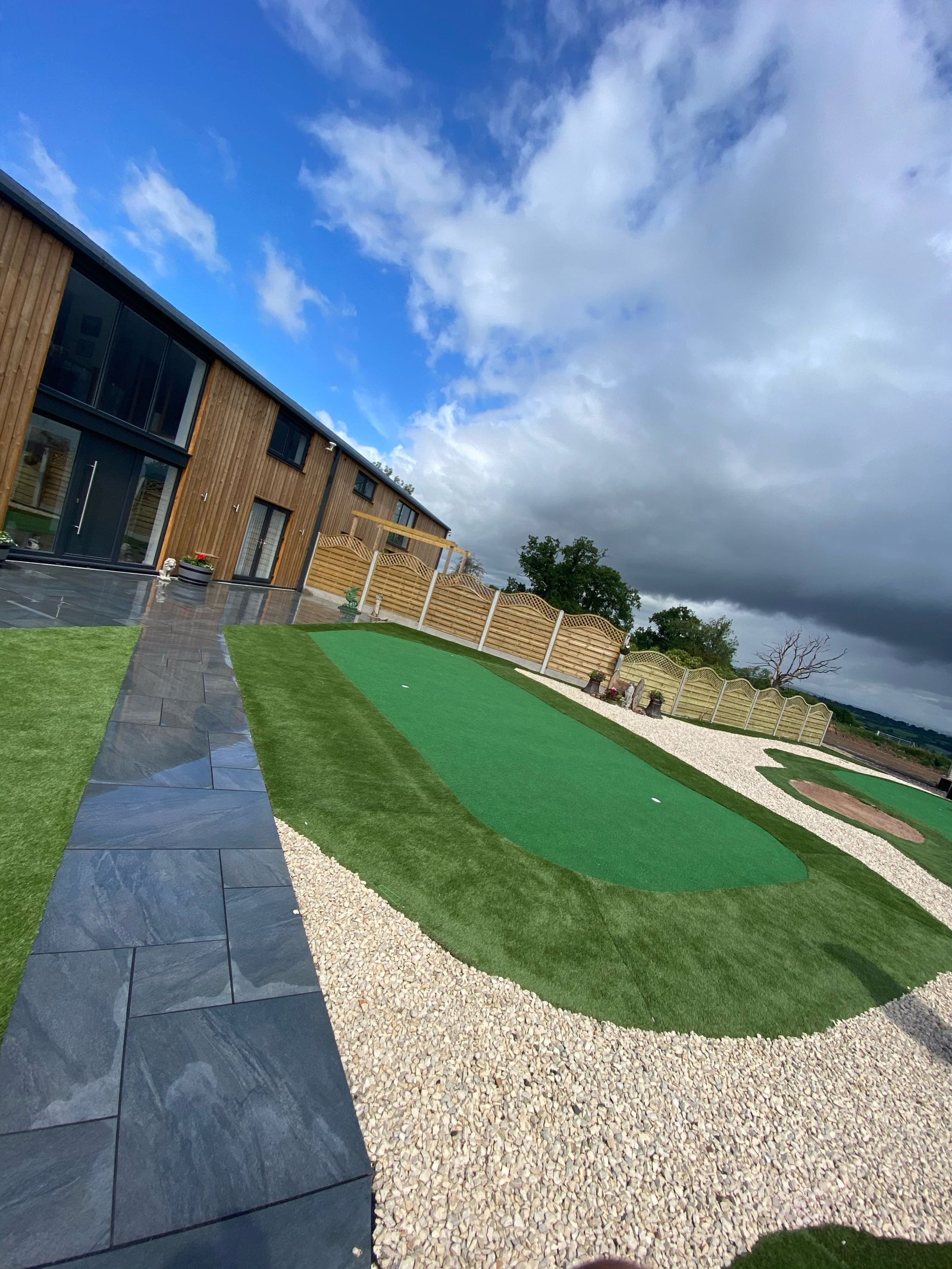 Mini Golf Putting Green image 1