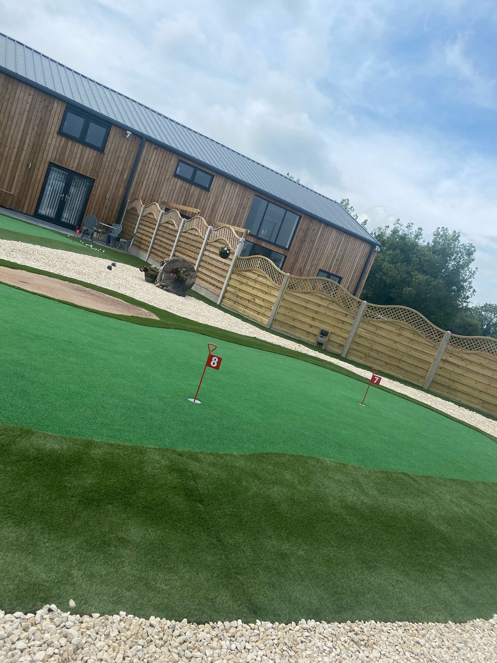 Mini Golf Putting Green image 5